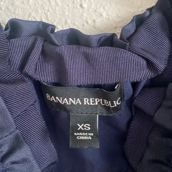 Banana Republic Women’s Silk Off the Shoulder Dress - Picture 6 of 9